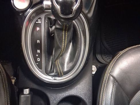 Used 2016 Kia Soul + FWD image 25