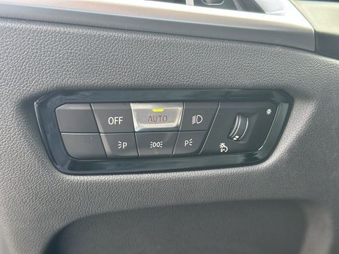 Certified 2025 BMW 330i xDrive Sedan w/ M Sport Package image 38