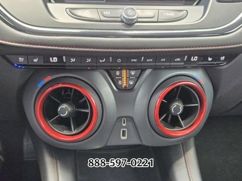 Used 2022 Chevrolet Blazer RS w/ Enhanced Convenience Package FWD image 24