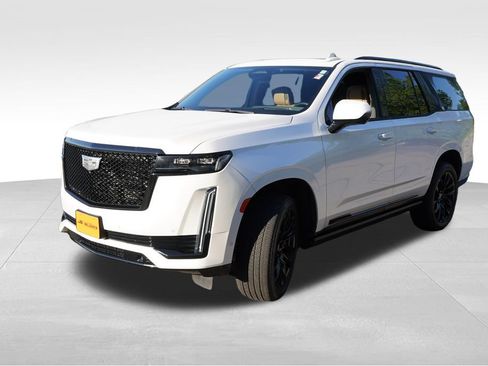 Certified 2022 Cadillac Escalade Sport w/ Touring Package AWD/4WD image 11