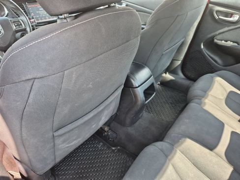 Used 2013 Dodge Dart SXT FWD image 18