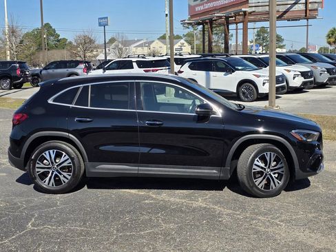 Used 2025 Mercedes-Benz GLA 250 4MATIC image 45