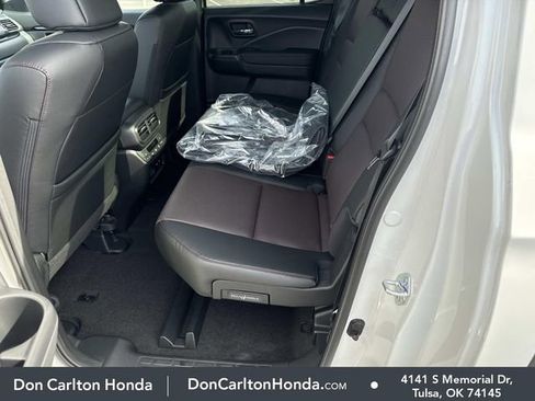 New 2026 Honda Ridgeline Black Edition image 15