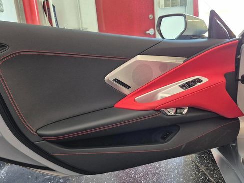 Used 2021 Chevrolet Corvette Stingray Preferred Cpe w/ Z51 Performance Package image 10