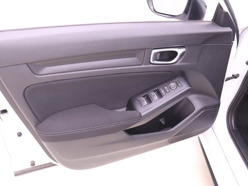 Used 2023 Honda Civic Sport image 9