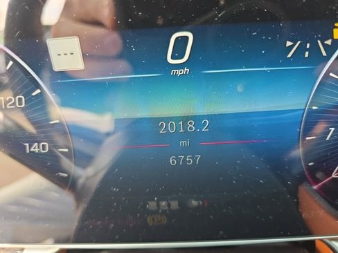 Used 2025 Mercedes-Benz S 580 S 580 image 11