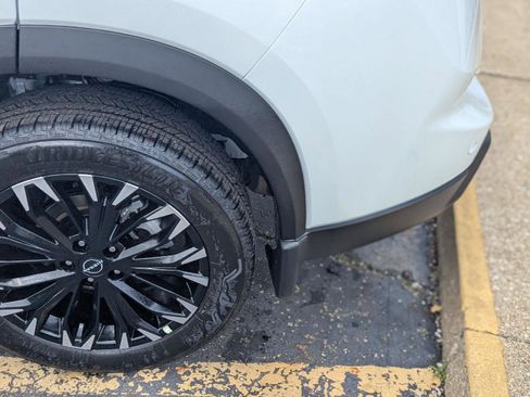New 2026 Nissan Rogue SV AWD/4WD image 37
