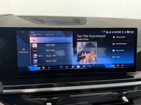 Certified 2024 BMW X5 xDrive40i w/ M Sport Package image 25