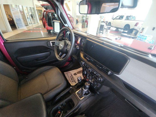 Used 2024 Jeep Wrangler Sport AWD/4WD image 17