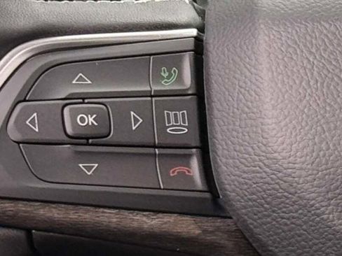 New 2025 Jeep Grand Cherokee L Limited image 39