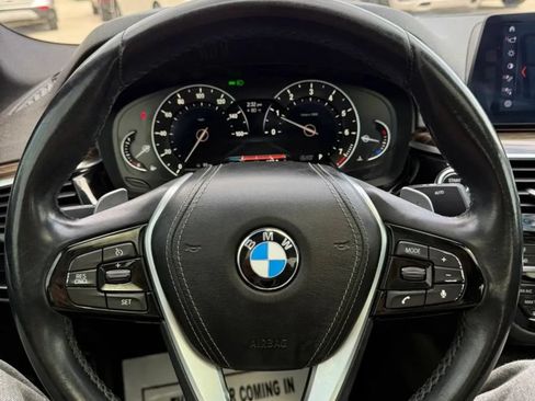 Used 2018 BMW 530i RWD image 18