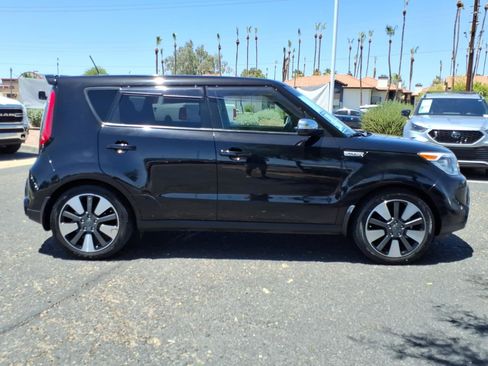 Used 2015 Kia Soul ! w/ Sun & Sound Package FWD image 8