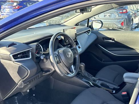 Used 2022 Toyota Corolla SE image 2