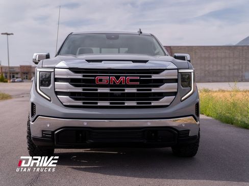Used 2024 GMC Sierra 1500 SLE image 4