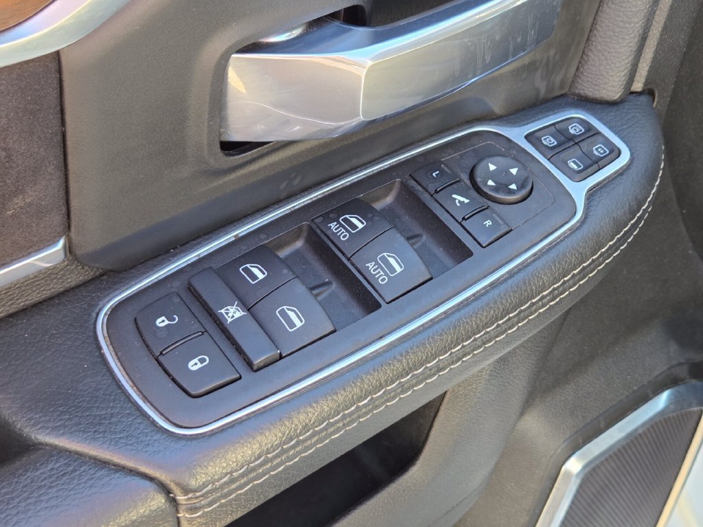 Used 2024 RAM 2500 Laramie w/ Safety Group AWD/4WD image 22
