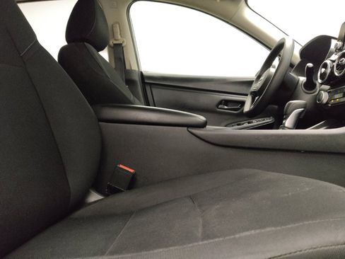 Used 2024 Nissan Sentra S FWD image 21