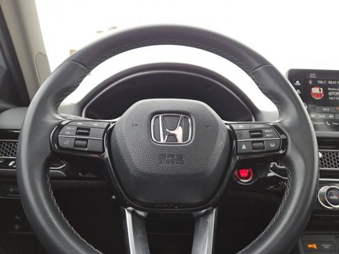 Used 2022 Honda Civic Touring image 29