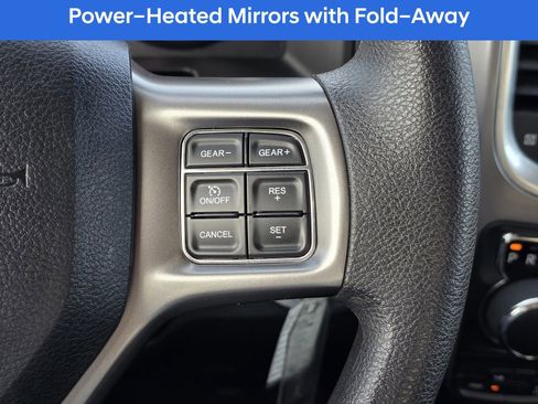 Used 2024 RAM 1500 Classic SLT image 27