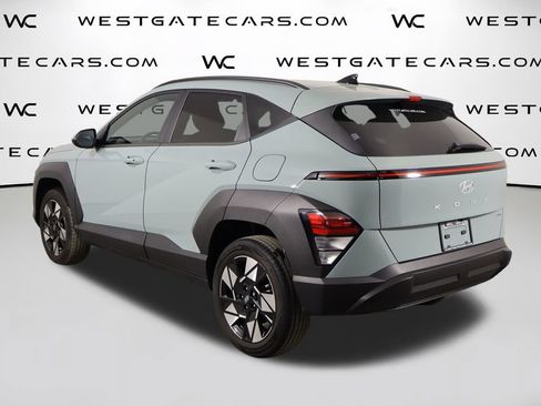 Used 2024 Hyundai Kona SEL AWD/4WD image 41