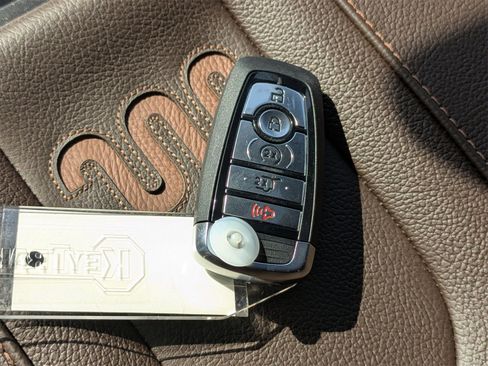 New 2025 Ford Expedition King Ranch image 39