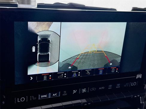 New 2025 GMC Hummer EV 2X image 9