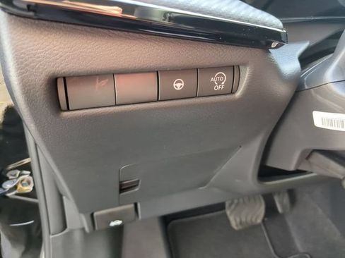 New 2026 Nissan Kicks SR w/ Cold Weather Package FWD image 14