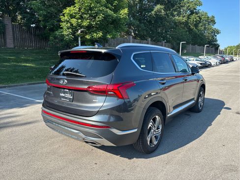 Used 2023 Hyundai Santa Fe SEL w/ Premium Package AWD/4WD image 4
