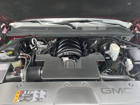 Used 2020 GMC Yukon XL Denali AWD/4WD image 9