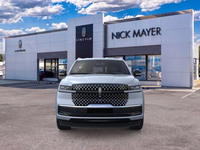 New 2026 Lincoln Navigator Premiere AWD/4WD image 6