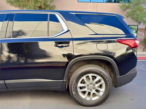 Used 2018 Chevrolet Traverse LS image 13