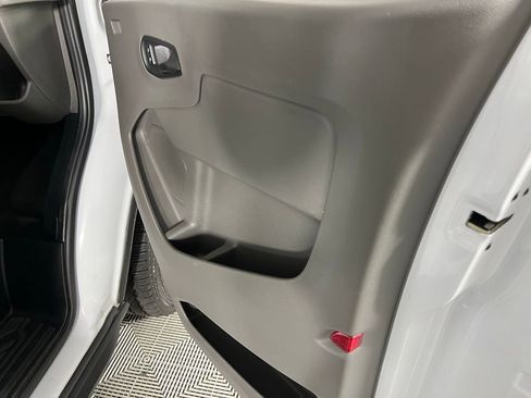 Used 2024 Ford Transit 350 XLT image 29