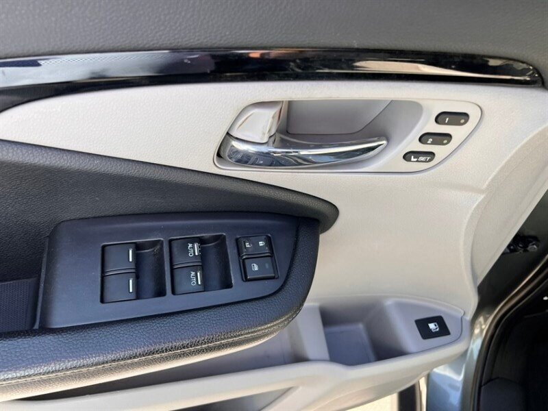 Used 2019 Honda Ridgeline RTL-E image 23