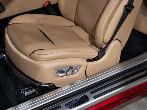 Used 2019 Rolls-Royce Wraith RWD image 26