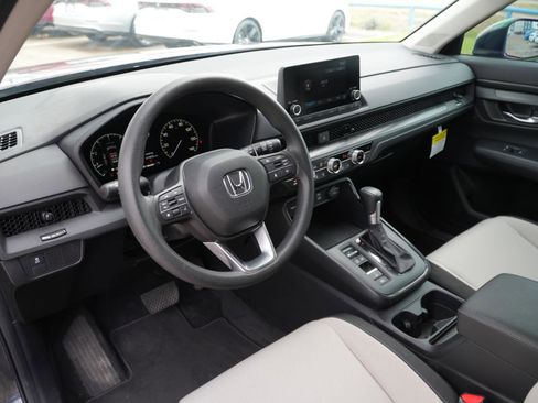 Used 2025 Honda CR-V EX image 13