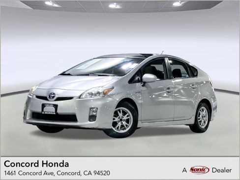 Used 2011 Toyota Prius One image 1