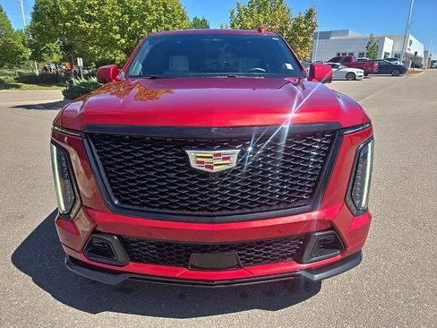 Certified 2025 Cadillac Escalade V AWD/4WD image 9