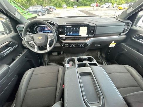 New 2025 Chevrolet Silverado 1500 LT w/ Safety Package AWD/4WD image 13