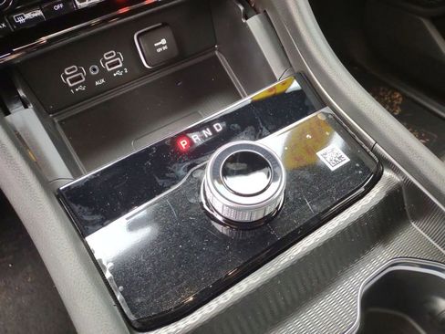 New 2025 Jeep Grand Cherokee Altitude image 25