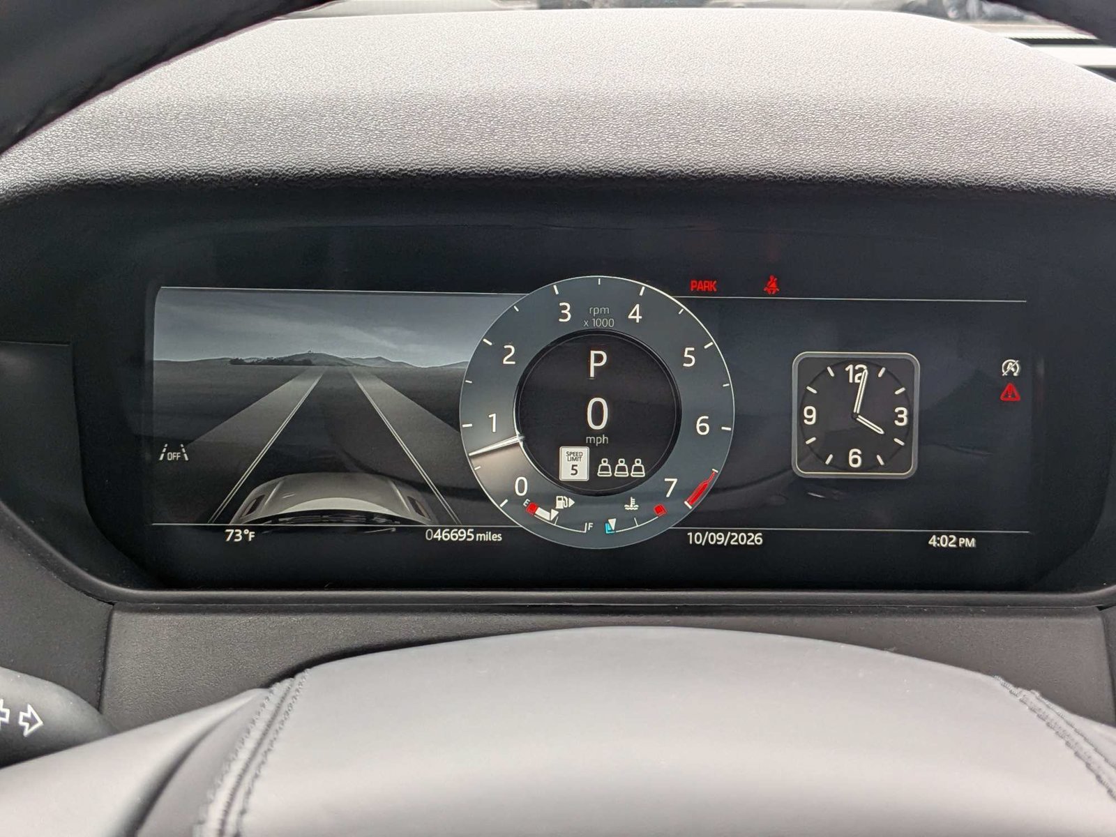 Used 2025 Land Rover Range Rover Velar Dynamic SE AWD/4WD image 25
