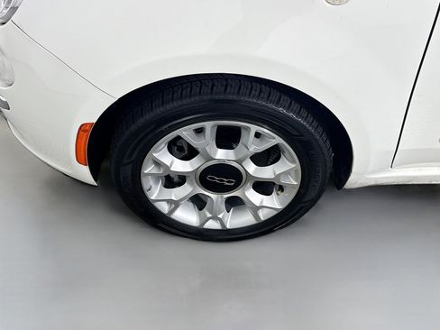 Used 2017 FIAT 500 Lounge image 34