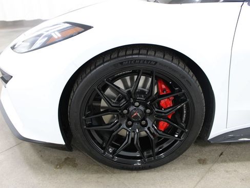New 2026 Chevrolet Corvette Z06 w/ Stealth Interior Trim Package RWD image 28