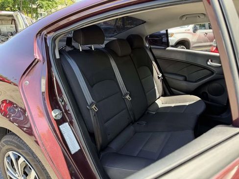 Used 2018 Kia Forte LX FWD image 14