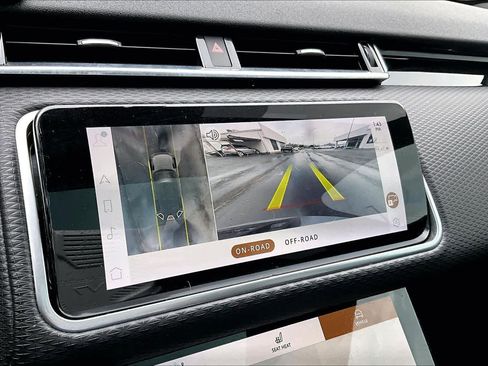 Used 2021 Land Rover Range Rover Velar R-Dynamic S image 28