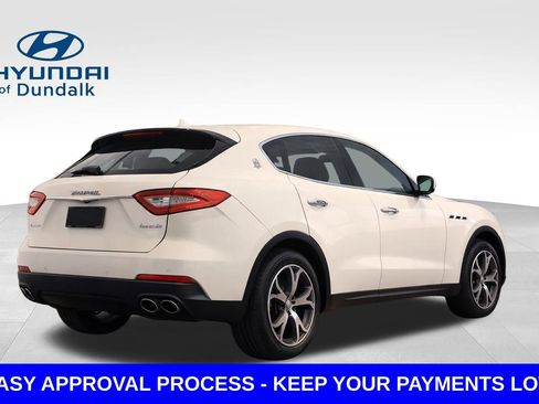 Used 2017 Maserati Levante image 3