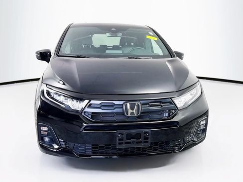 Used 2023 Honda Odyssey Sport image 2