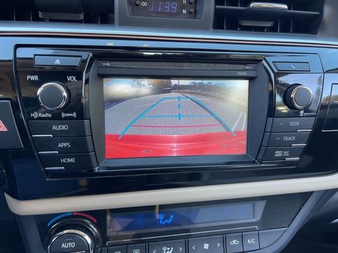 Used 2016 Toyota Corolla L image 11