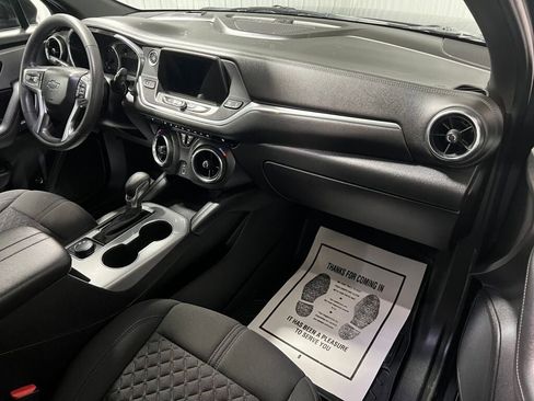 Used 2021 Chevrolet Blazer LT image 3