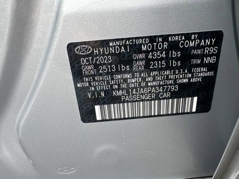 Certified 2023 Hyundai Sonata SEL w/ Convenience Package FWD image 11