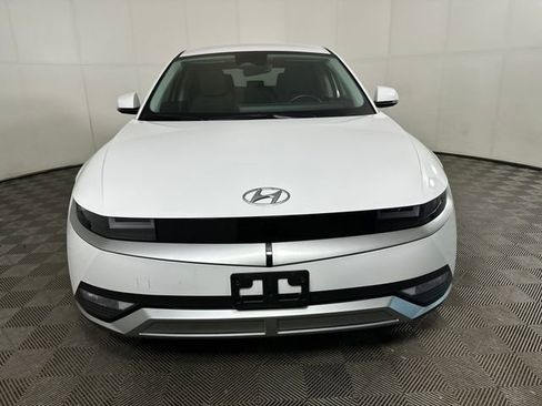 Used 2024 Hyundai Ioniq 5 SE RWD image 8
