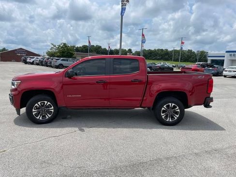 Used 2021 Chevrolet Colorado Z71 AWD/4WD image 6